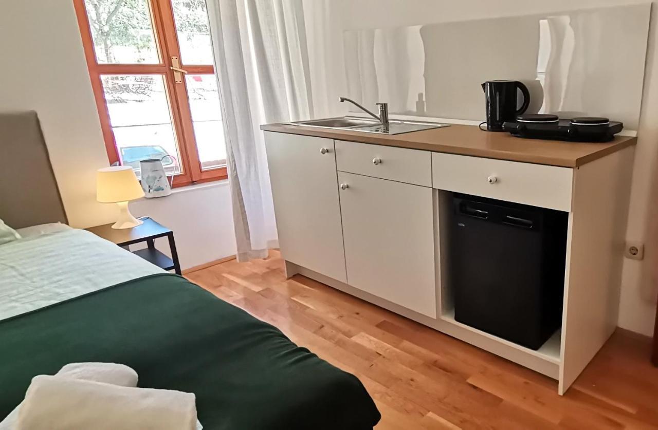 Studio Apartment L&G Rovinj Exteriör bild